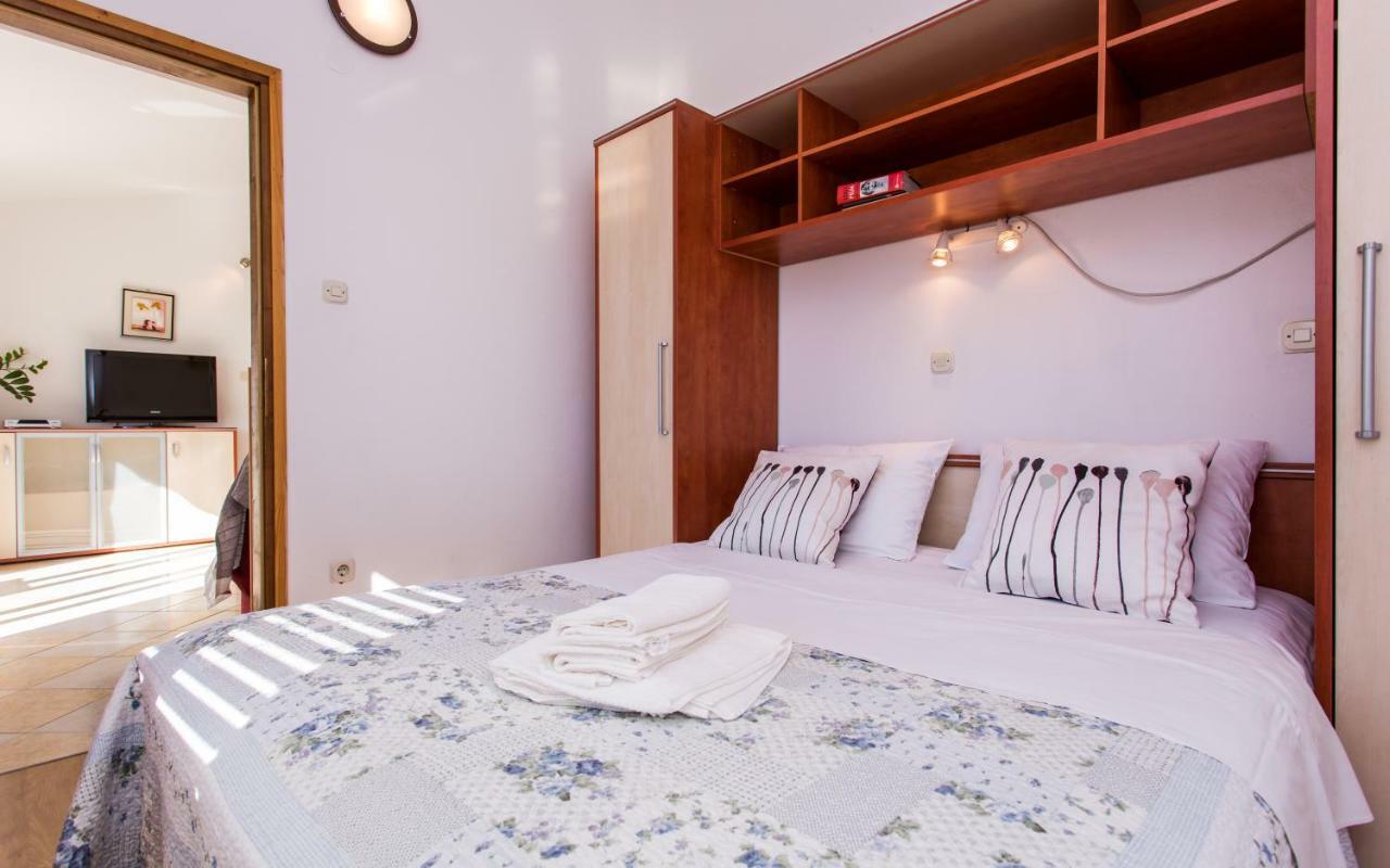 Apartments Luka Baška Buitenkant foto